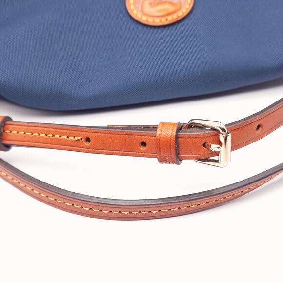 Dooney & Bourke Women’s Shoulder Bag Navy Nylon Leather Trim Crossbody Small - Picture 5 of 11